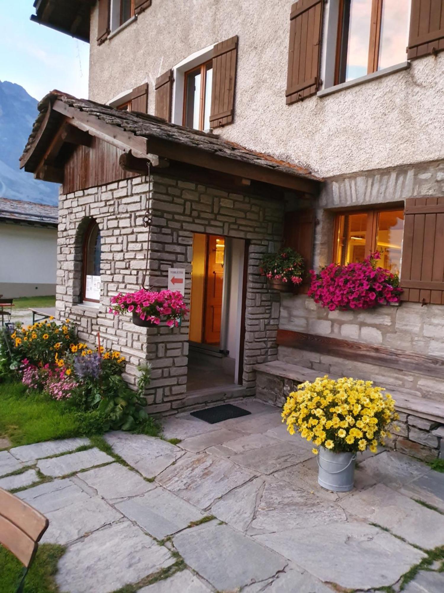 Hotel Ristorante Lagrev 말로야 외부 사진